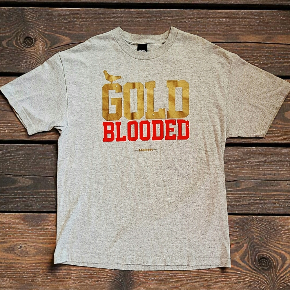Adapt San Francosco 49er Inspired Gold Blooded Graphic Tee in Gray